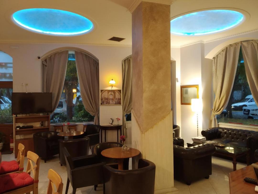Diethnes Larissa Exterior foto